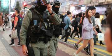 ‘Shopping protests’ in Hong Kong target malls, attract riot police