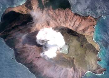 Minute of silence held for New Zealand volcano victims as death toll stands at 16