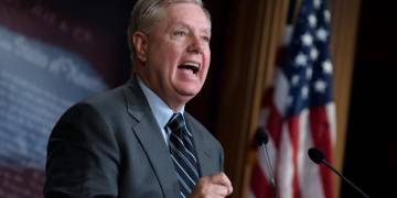 Sen. Lindsey Graham says he wants to start Trump impeachment trial within days