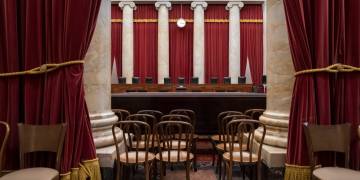 More than 200 Republicans sign legal brief urging Supreme Court to overturn Roe v. Wade