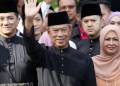 Malaysia swears in new prime minister, country’s king picks replacement