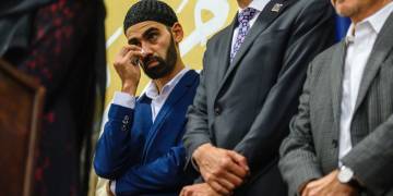 American prosecutors end high-profile terrorism case against California man