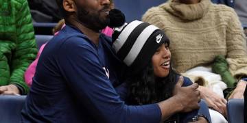 Kobe Bryant among Basketball Hall of Fame finalists