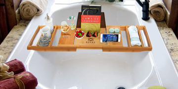 This bath tray gives a whole new meaning to ‘treat yo’self’