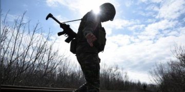 Greece blocks 35,00zero migrants, plans to deport arrivals after March 1