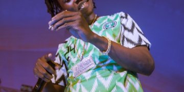 A Court has Ordered the Arrest of Naira Marley over an Alleged Car & iPhone Theft