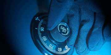Number-crunchers set new record for cracking online encryption keys