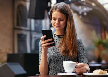 Stop Texting Him to Get His Consideration? Secrets to Keep Him Hooked