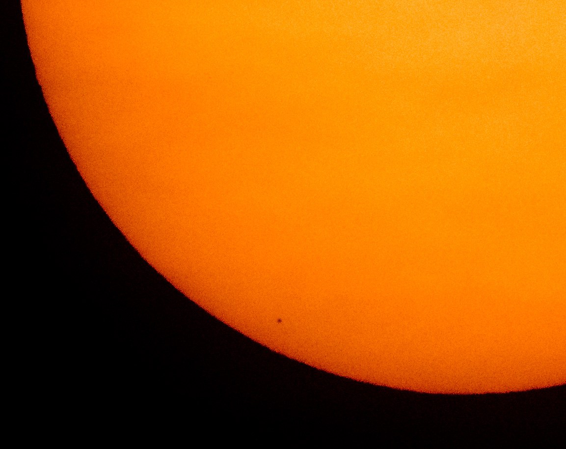 Mercury Makes Perfect Alignment with Earth in Rare Celestial Event