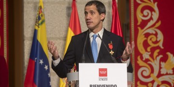 Europe Tour Boosts Venezuela's Guaido in Struggle Against Maduro