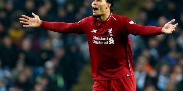 Juventus plotting shock $295m world record bid for Virgil van Dijk