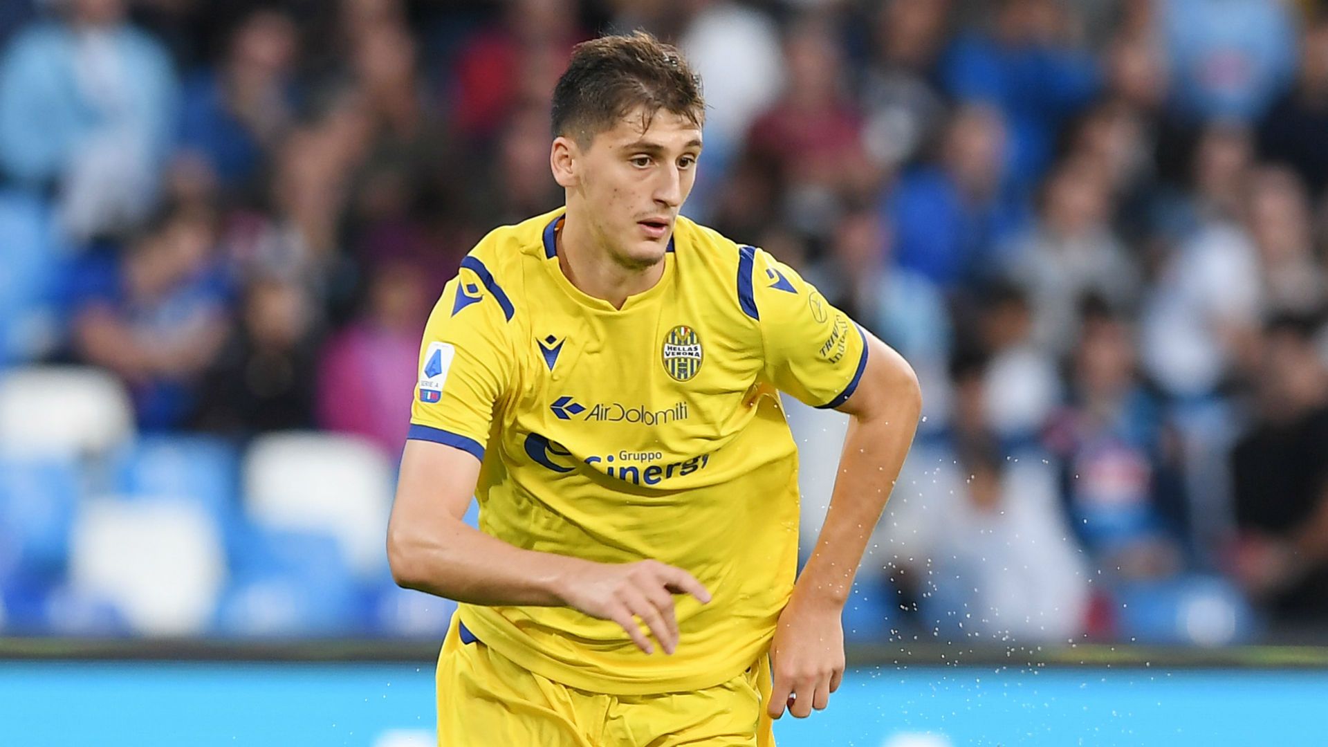 Liverpool join race to sign quickly-improving 30m star